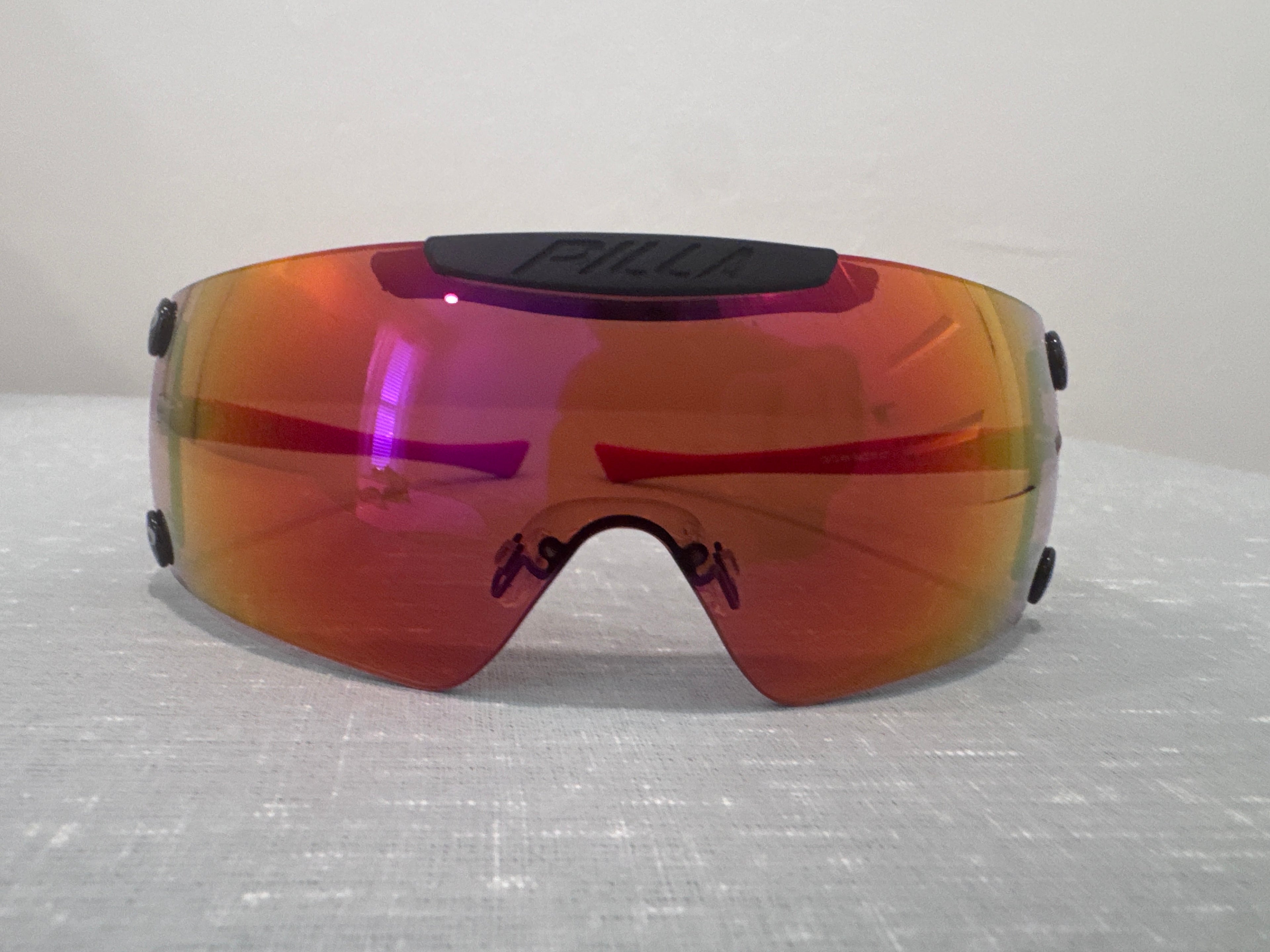 "Razor Series" 26CIED Lens with Red Razor Frame