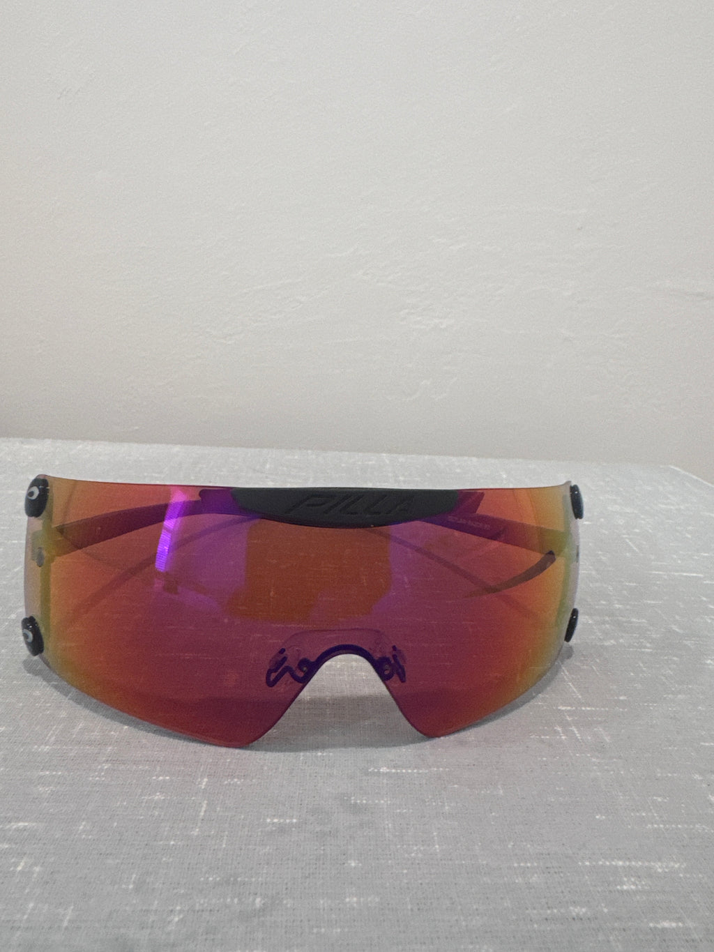 "Razor Series" 26CIED Lens with Yellow Razor Frame