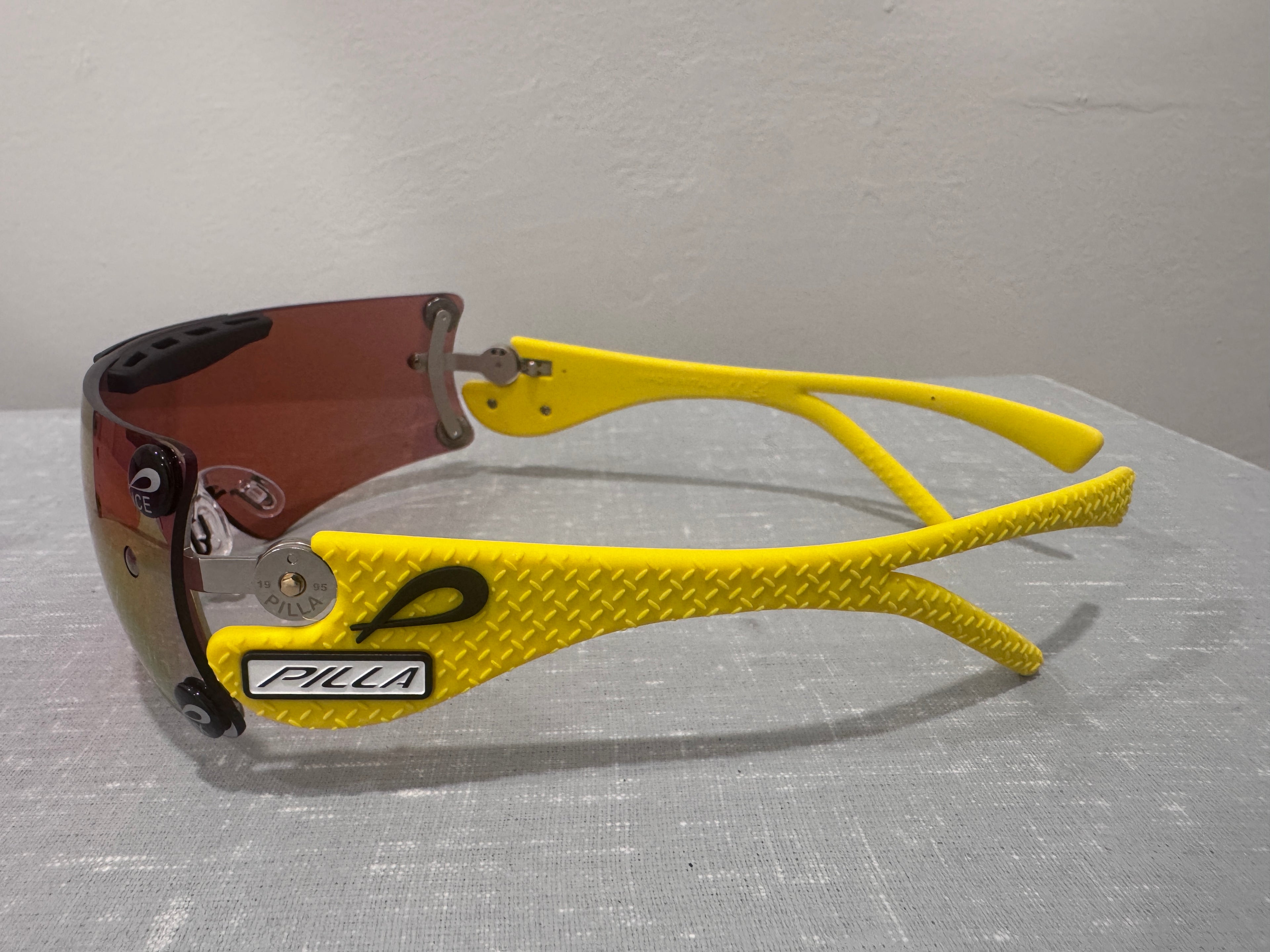 "Delta Series" 26CIED Lens with Yellow Delta Series Frames